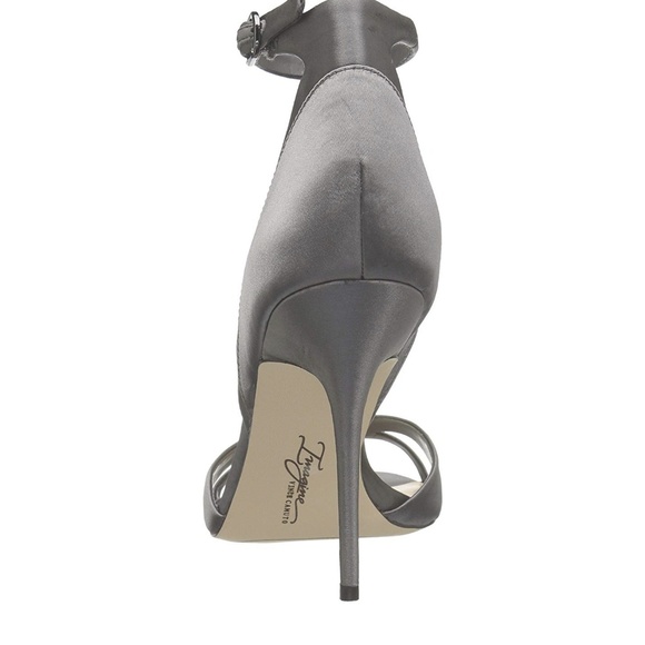 Vince Camuto storm gray heel - Picture 4 of 8
